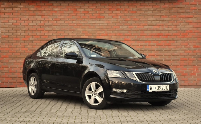 Skoda Octavia cena 65900 przebieg: 118000, rok produkcji 2019 z Poznań małe 154